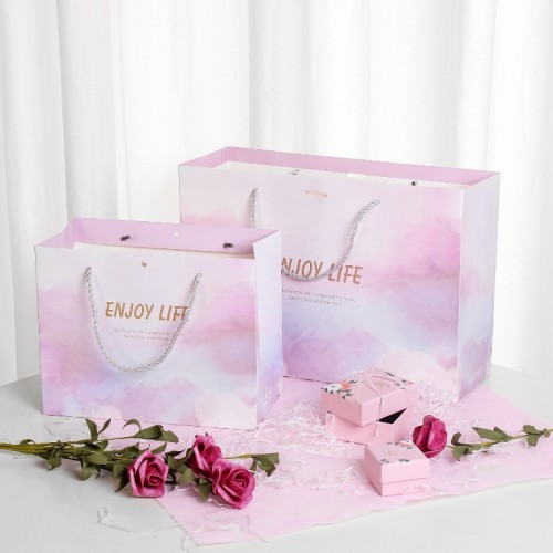sachet cadeau pink rainbow watercolor enjoy life gift bag anniversaire fête party birthday tahiti fenua shopping sachet cadeau pink rainbow watercolor enjoy life gift bag anniversaire fête party birthday tahiti fenua shopping