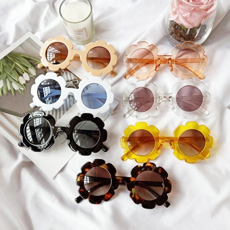 lunettes flowers fleurs sunglasses glasses enfant kids plage beach sun soleil tahiti fenua shopping