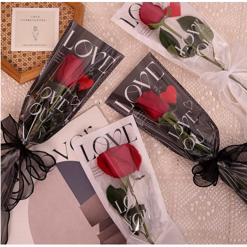 tige rose rouge cadeau à offrir pour son amoureux amoureuse fête saint valentin tahiti fenua shopping